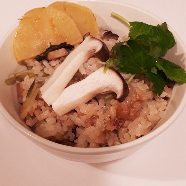安くて簡単 松茸風炊き込みご飯 レシピ 作り方 By 사야카 Sayaka クックパッド 簡単おいしいみんなのレシピが359万品 安くて簡単 松茸風炊き込みご飯 レシピ 作り方 By 사야카 Sayaka クックパッド 簡単おいしいみんなのレシピが359万品