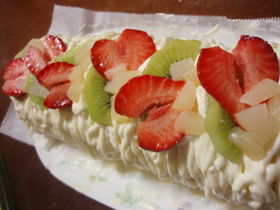 ゴージャス☆フルーツロールケーキ