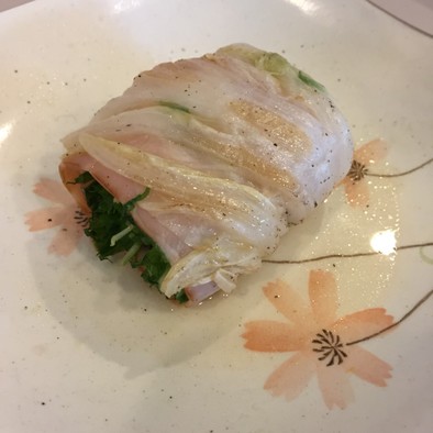 白菜と水菜のベーコン巻きの写真