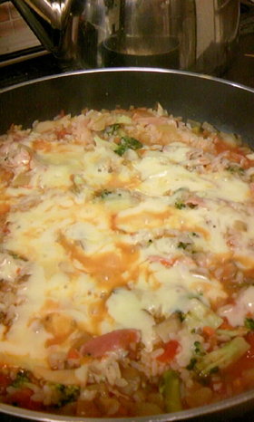 熱々をどうぞ☆トマトとチーズのリゾット