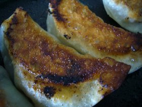 野菜のジューシーさ満点!!我が家の餃子