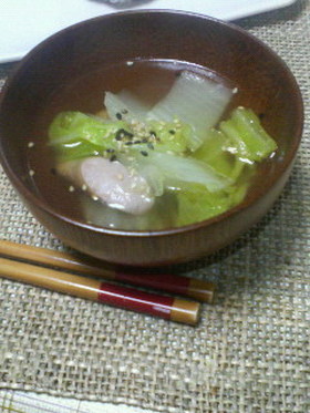 3分で作る☆白菜とウインナーの中華スープ
