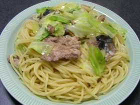 サンマとキャベツのパスタ