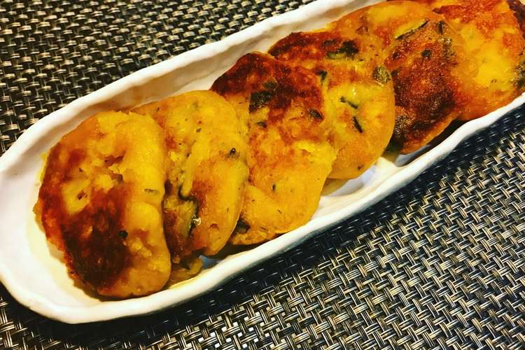 余ったかぼちゃの煮物でかぼちゃ団子 簡単 レシピ 作り方 By マナ花 クックパッド 簡単おいしいみんなのレシピが352万品