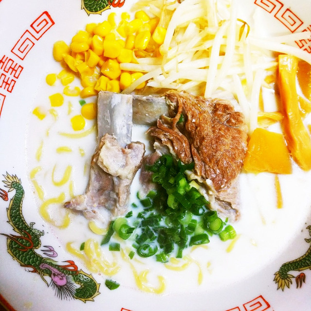スペアリブde豚こつミルク味噌ラーメン レシピ 作り方 By ラスクおじさん クックパッド
