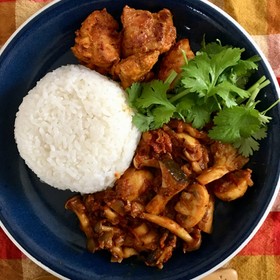 【秋の味覚】3種のきのこスパイスカレー