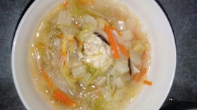 ★鶏団子入り中華風はるさめスープ★