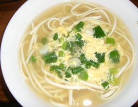 調味料2つで簡単!ふわふわ卵とじうどん