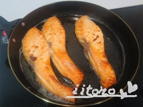 グリルパン♪簡単♪離乳食も♪鮭のムニエル