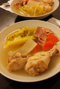 鶏もも肉と大根のポトフ風スープ