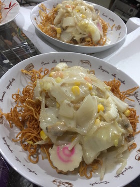 インスタントの豚骨ラーメンで簡単皿うどん