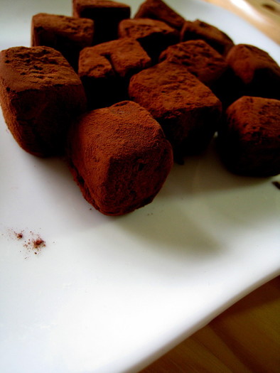 板チョコで作る生チョコレートの写真