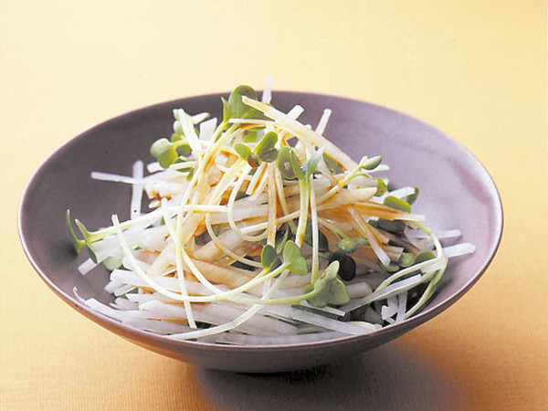 大根と貝割れの中華風サラダ
