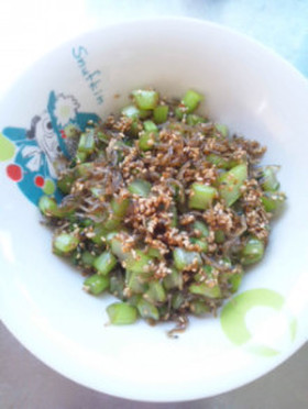 大根の茎とじゃこの味醂醤油炒め