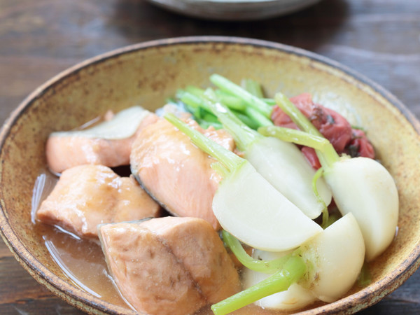 鮭とかぶの梅こんぶ煮