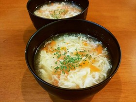 人参と卵のコンソメスープ