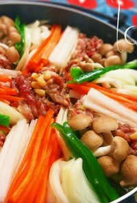 野菜たっぷり！簡単♪韓国風のすき焼き風鍋