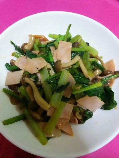 小松菜とハムの中華炒めの写真