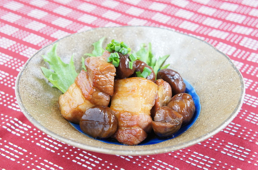 豚肉と甘栗の中華風煮物の画像