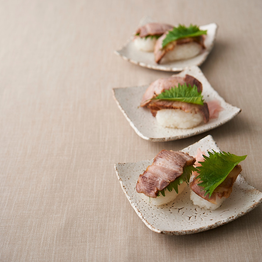 煮豚の握り寿司の画像