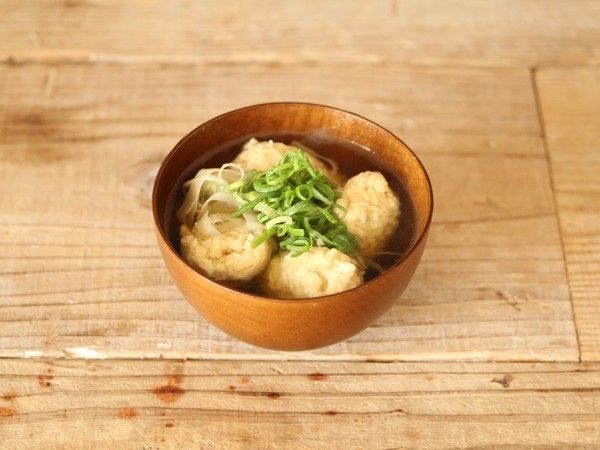 鶏つみれとごぼうのスープ