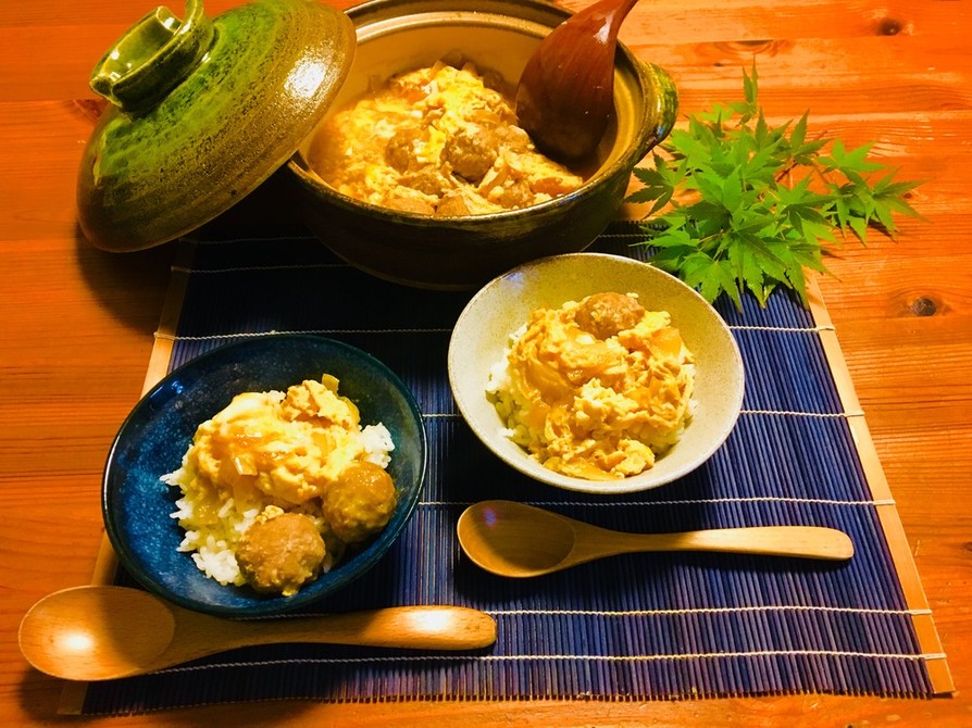 土鍋でホカホカ♬鶏団子の親子丼！！の画像