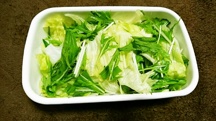 レタスと水菜のやみつきサラダの画像