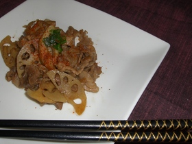 豚肉とレンコン炒め☆