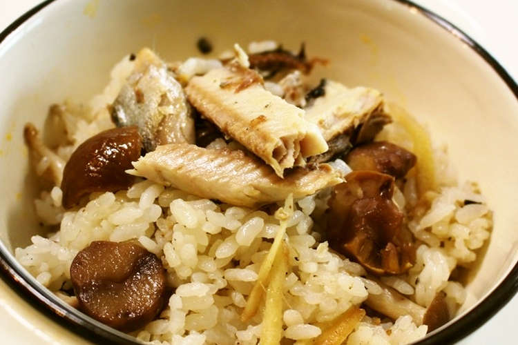 秋の香り さんまと甘栗の炊き込みご飯 レシピ 作り方 By Haraya クックパッド 簡単おいしいみんなのレシピが372万品