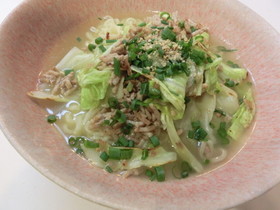 シャキシャキきゃべつとミンチのとろみ麺