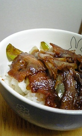 カリカリ豚丼お味噌味☆