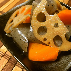 簡単!お弁当◎れんこんと蒟蒻の煮物