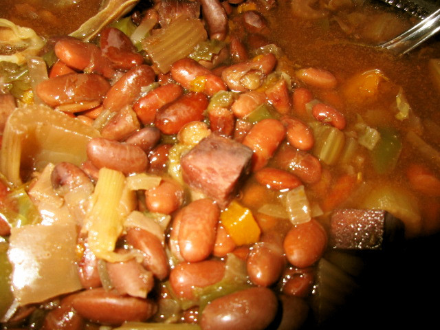 スタウトスロークッカーで作るコンビーフと野菜のレシピ