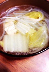 寒～い冬に♡とろとろ白菜のマロニースープ