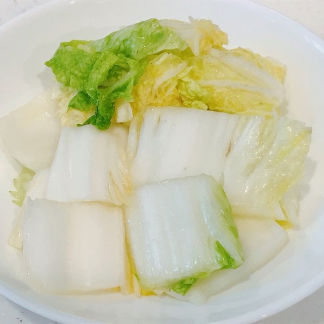 シャキシャキ白菜の 昆布茶の浅漬け レシピ 作り方 By クックまいななパパ クックパッド 簡単おいしいみんなのレシピが361万品