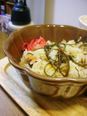 塩豚と切りこんぶの炊き込みご飯