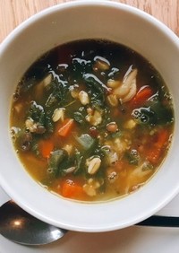 カムット小麦＆レンズ豆の食感のいいスープ
