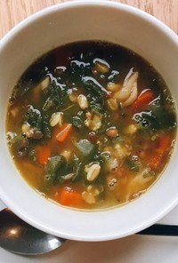 カムット小麦＆レンズ豆の食感のいいスープ