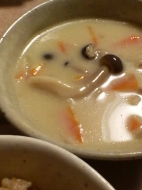 乳・油なし☆豆乳で♪クリームシチュー
