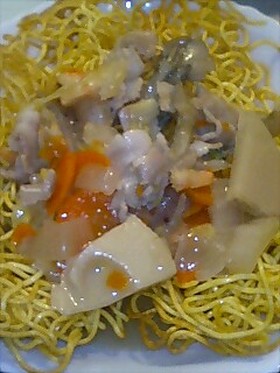 あんかけ揚げそば