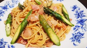 簡単!!アスパラとベーコンの和風パスタ♬