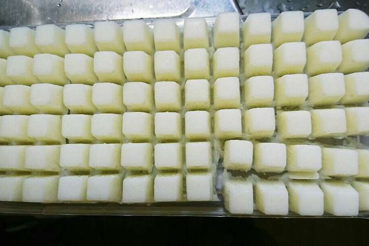 離乳食にも便利 冷凍ヨーグルトキューブ レシピ 作り方 By しょこらここあ クックパッド 簡単おいしいみんなのレシピが358万品