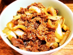 ★簡単★吉野家風牛カルビ丼★