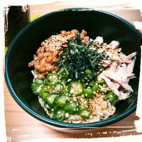 とろーり爆弾釜玉風ラーメン