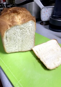 バター風味の食パン