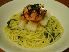 ◎昆布茶で♪塩鮭おろし添え大葉和えパスタ