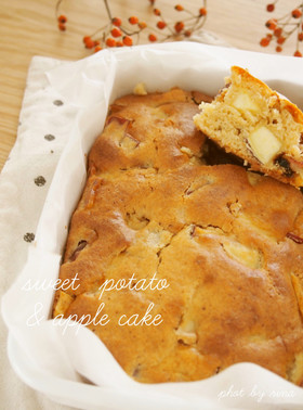 琺瑯バットで さつまいもとりんごのケーキ