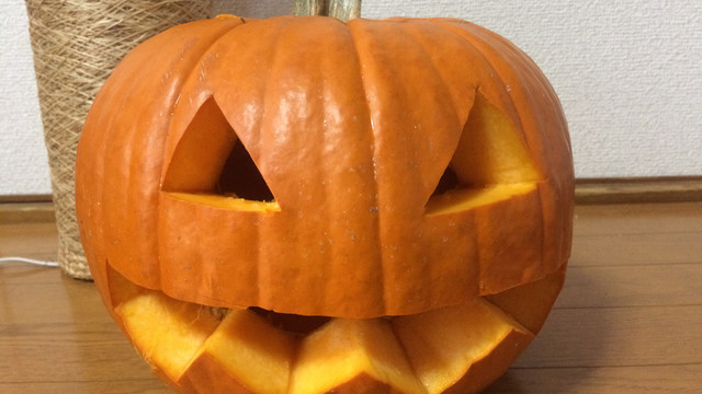 5分で簡単ハロウィン本物かぼちゃランタン レシピ 作り方 By Takuanan クックパッド