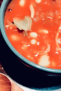 トマトジュースでパンに合うスープ