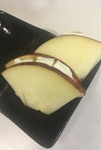 りんごのクリームチーズサンドイッチ